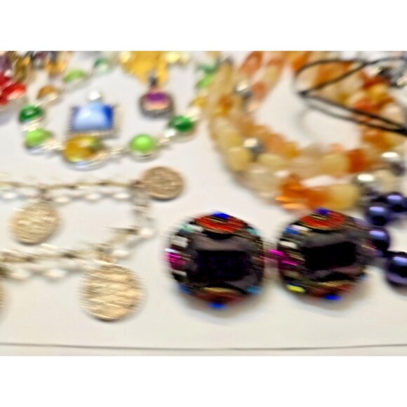 Vintage to Modern Jewelry Lot Brooches Rings Necklaces Bracelets Earrings - Picture 10 of 16
